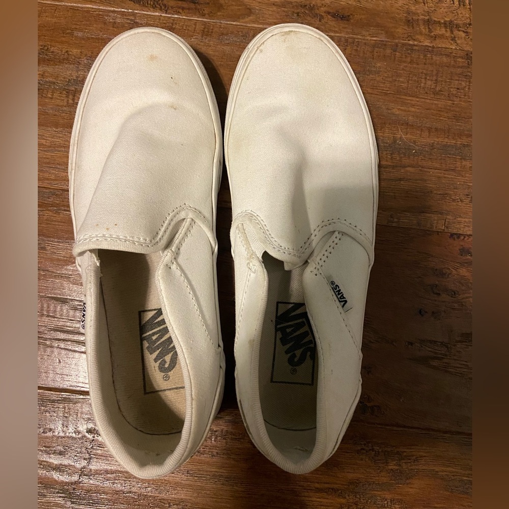 Women’s White Vans